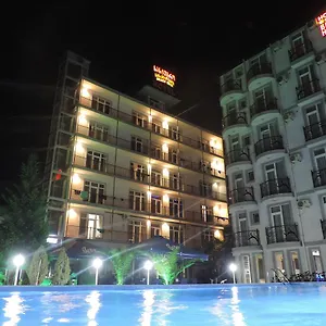Отель Beach House